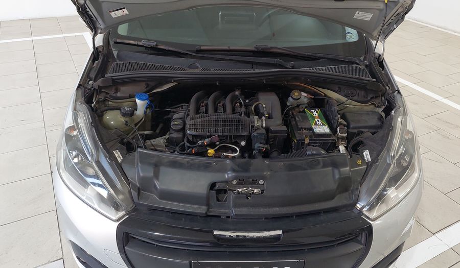 Peugeot 208 1.2 ACTIVE Hatchback 2020