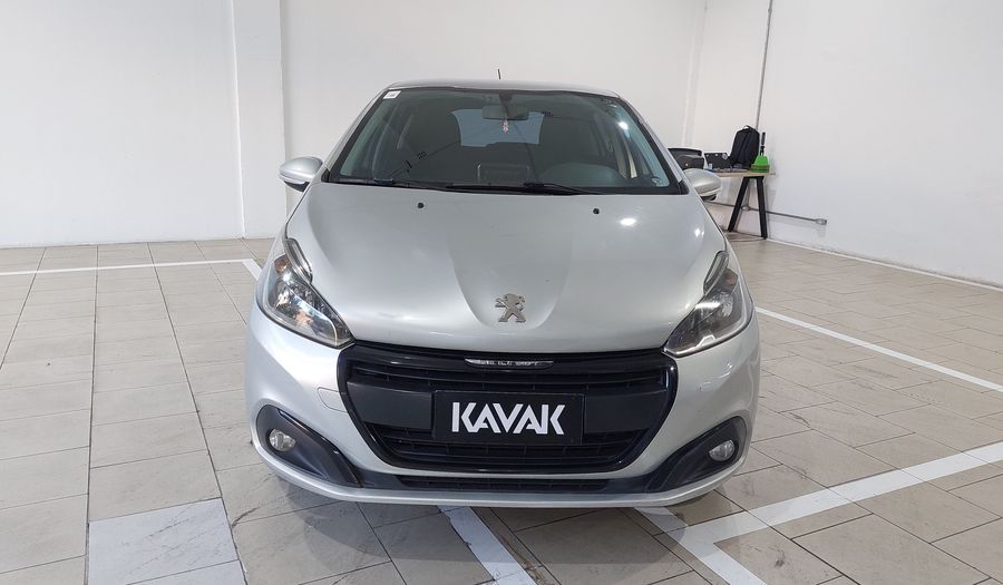 Peugeot 208 1.2 ACTIVE Hatchback 2020