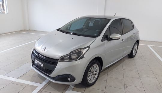 Peugeot • 208