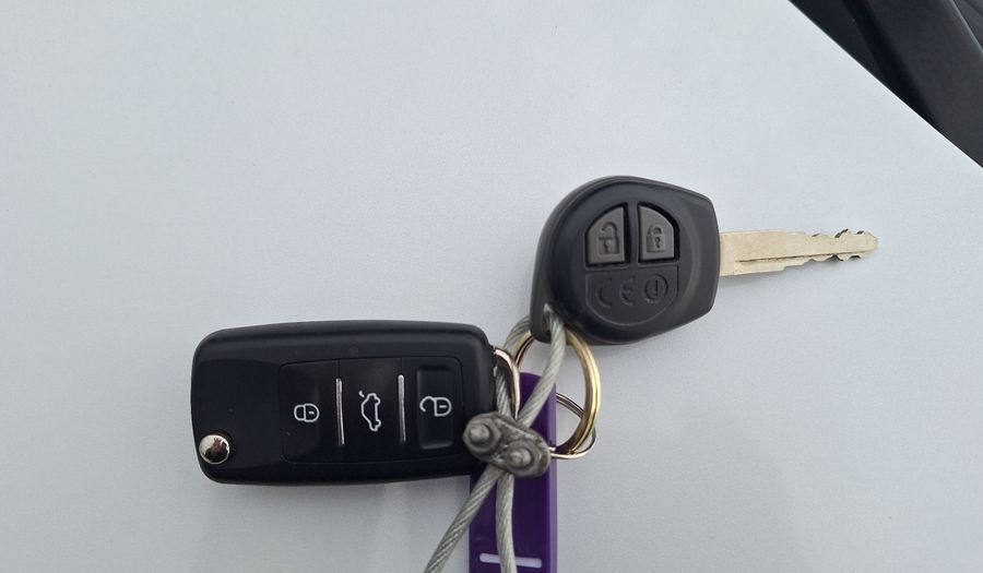 Suzuki Ertiga 1.5 AUTO GL Minivan 2020