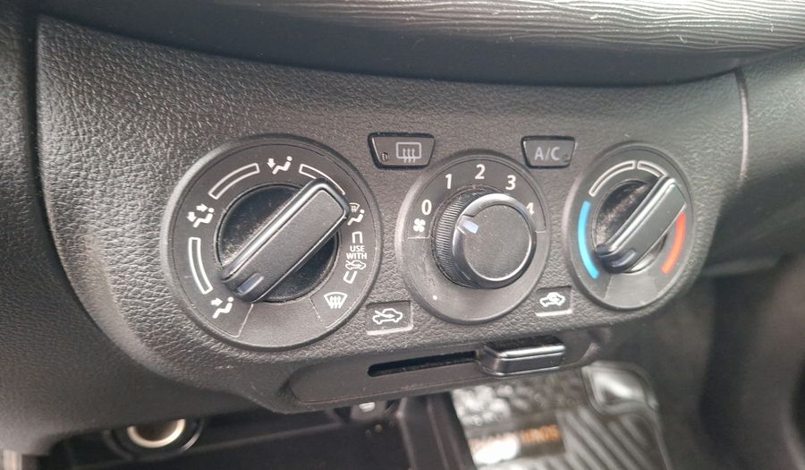 Suzuki Ertiga 1.5 AUTO GL Minivan 2020