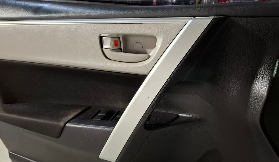 Toyota Corolla 1.8 XLI Sedan 2018