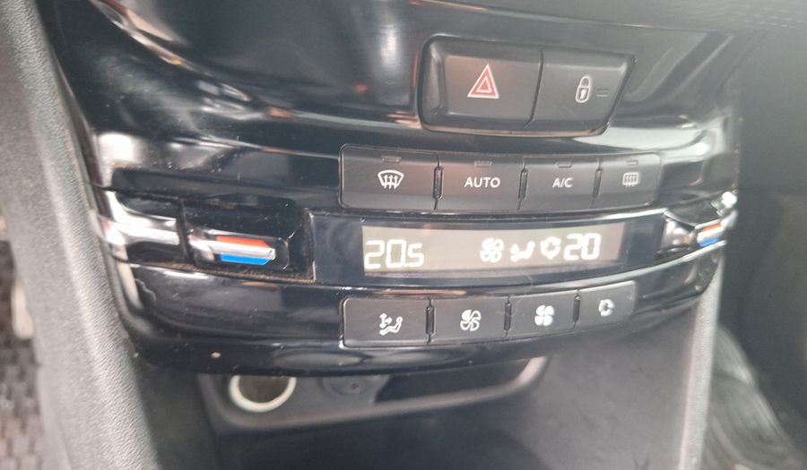 Peugeot 208 1.6 E-HDI 92 MSQ6 ALLURE PACK Hatchback 2016