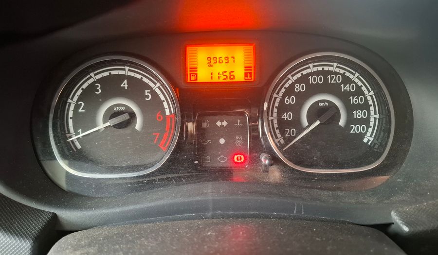 Renault Sandero 1.6 16V PH2 CONFORT Hatchback 2011