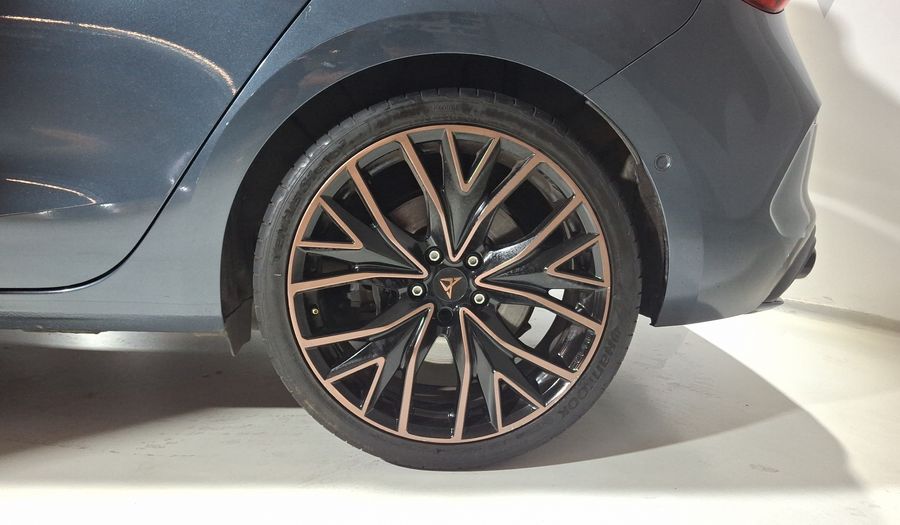 Cupra Leon 2.0 300HP DCT Hatchback 2024