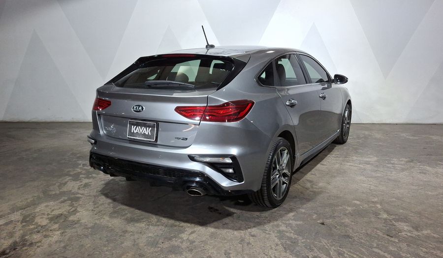 Kia Forte 2.0 GT LINE IVT Hatchback 2021