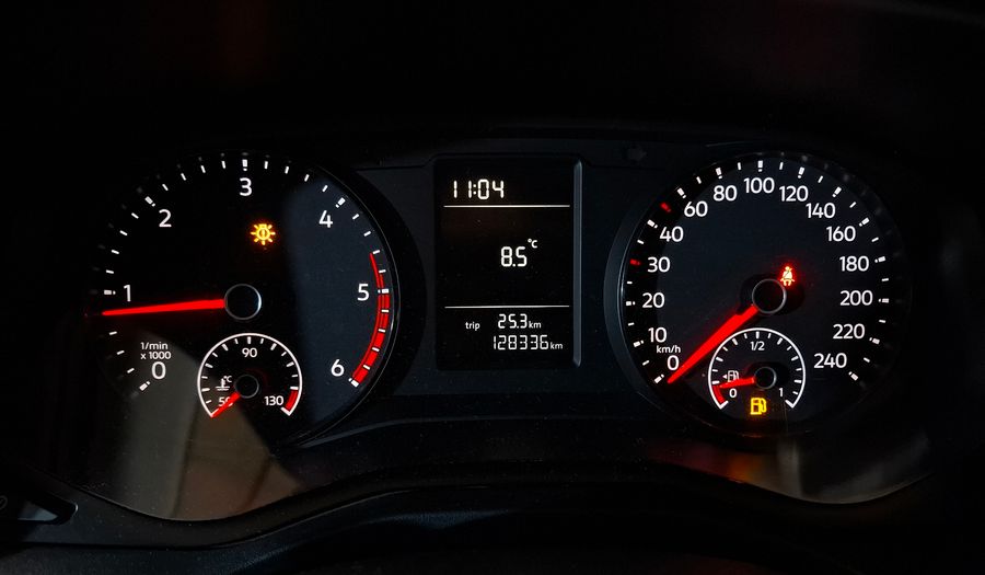 Volkswagen Amarok 2.0 TDI 140CV TRENDLINE 4X2 Pickup 2019