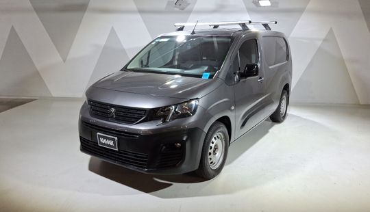 Peugeot • Partner