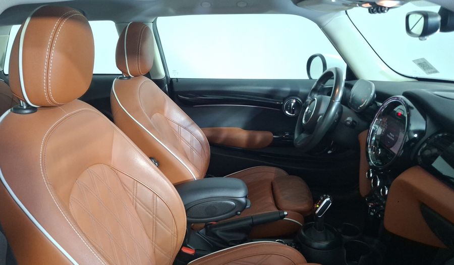 Mini Cooper 1.5 COOPER CLASSIC DCT Hatchback 2024