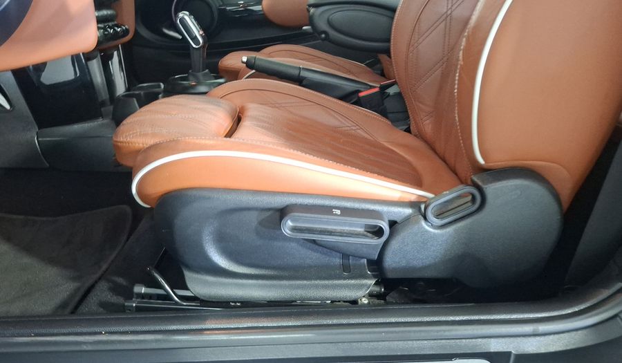 Mini Cooper 1.5 COOPER CLASSIC DCT Hatchback 2024