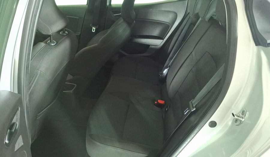 Renault Clio 1.0T ZEN PLUS Hatchback 2023