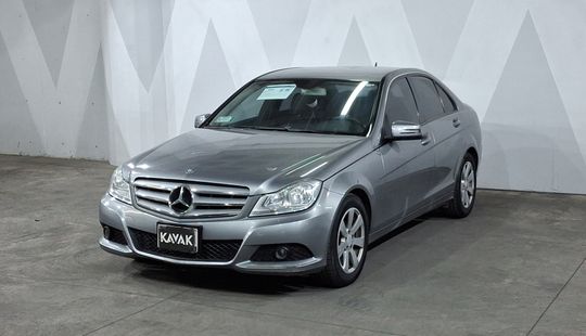 Mercedes Benz • Clase C