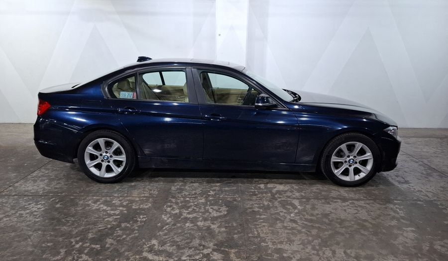 Bmw Serie 3 2.0 320IA Sedan 2014
