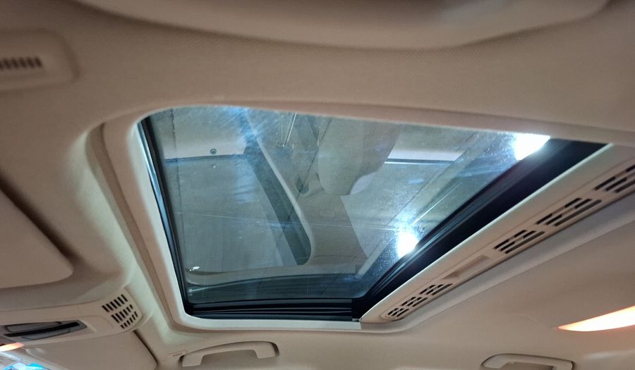 Bmw Serie 3 2.0 320IA Sedan 2014