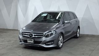 Mercedes Benz • Clase B