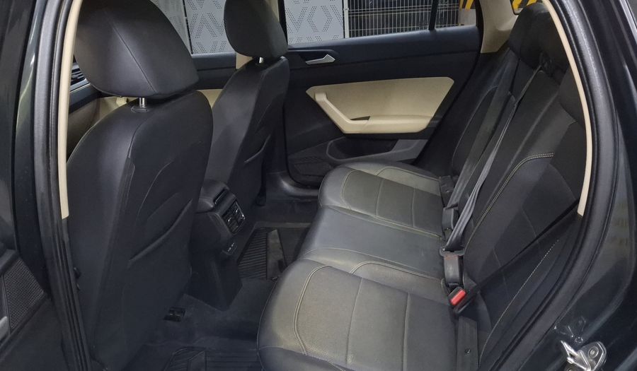 Volkswagen Virtus 1.0 HIGHLINE AUTO Sedan 2024