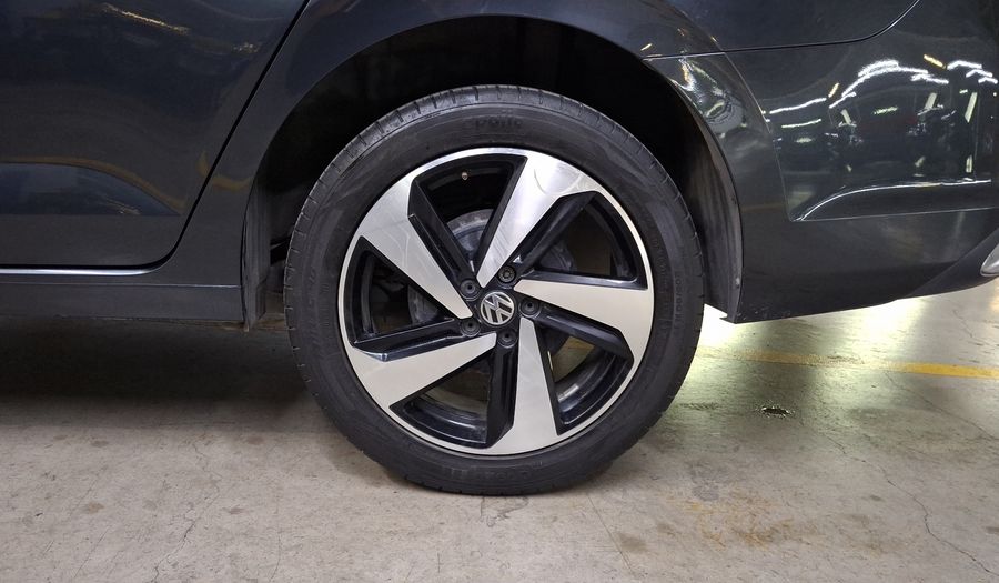 Volkswagen Virtus 1.0 HIGHLINE AUTO Sedan 2024