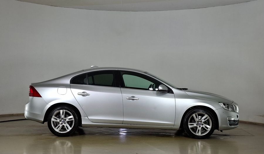 Volvo S60 2.0 D2 COMFORT POWERSHIFT Sedan 2018