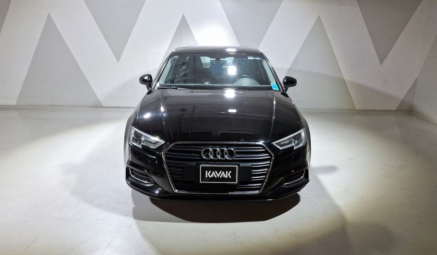 Audi A3 1.4 SELECT DCT Sedan 2018