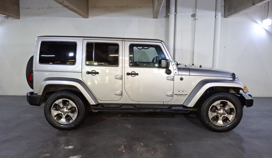 Jeep Wrangler 3.6 UNLIMITED SAHARA 4X4 ATX Suv 2017