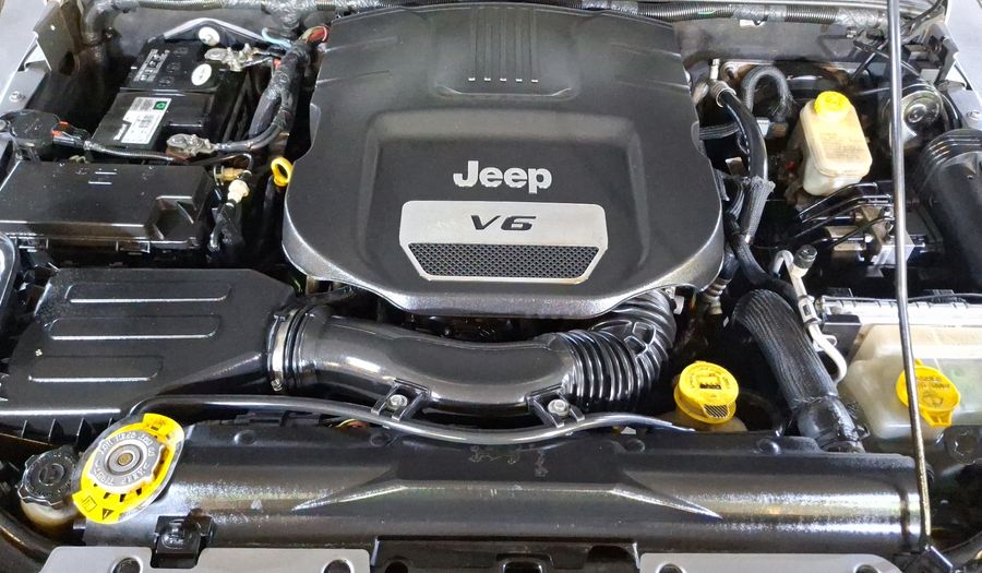 Jeep Wrangler 3.6 UNLIMITED SAHARA 4X4 ATX Suv 2017