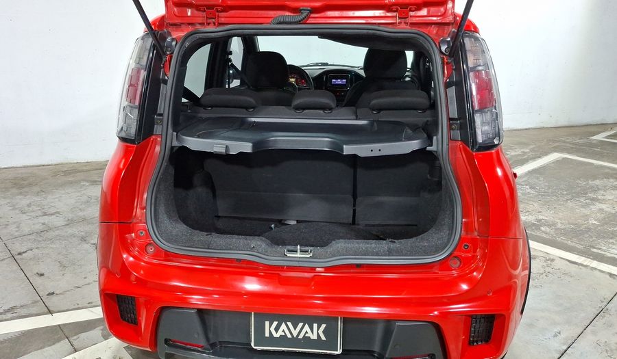 Fiat Uno 1.4 SPORTING Hatchback 2017