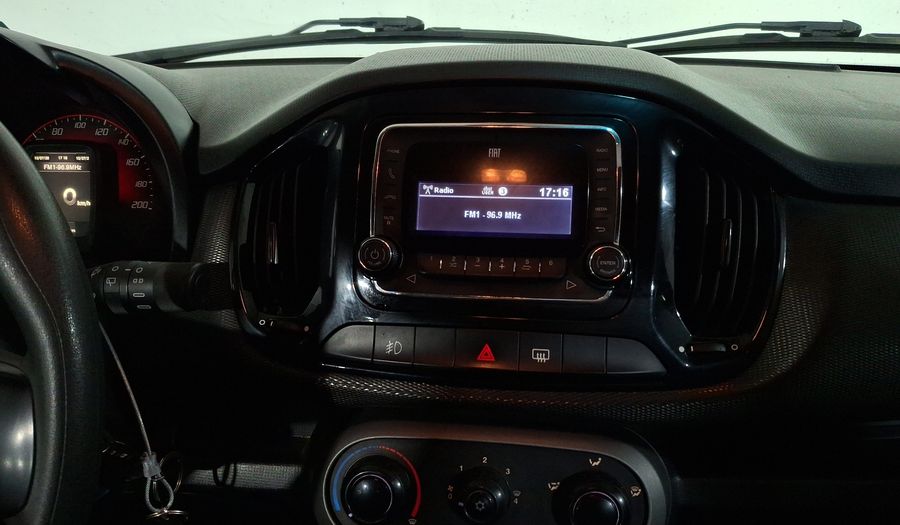 Fiat Uno 1.4 SPORTING Hatchback 2017