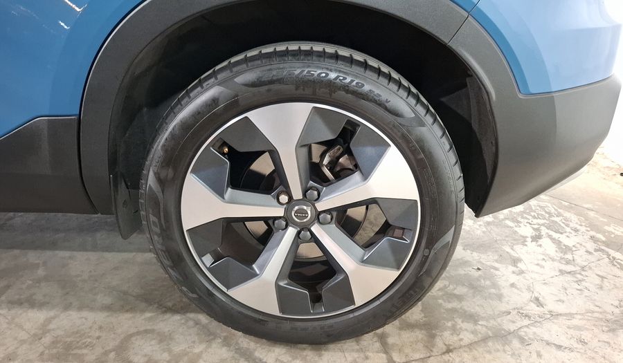 Volvo Xc40 2.0 B4 MHEV PLUS AUTO Suv 2023
