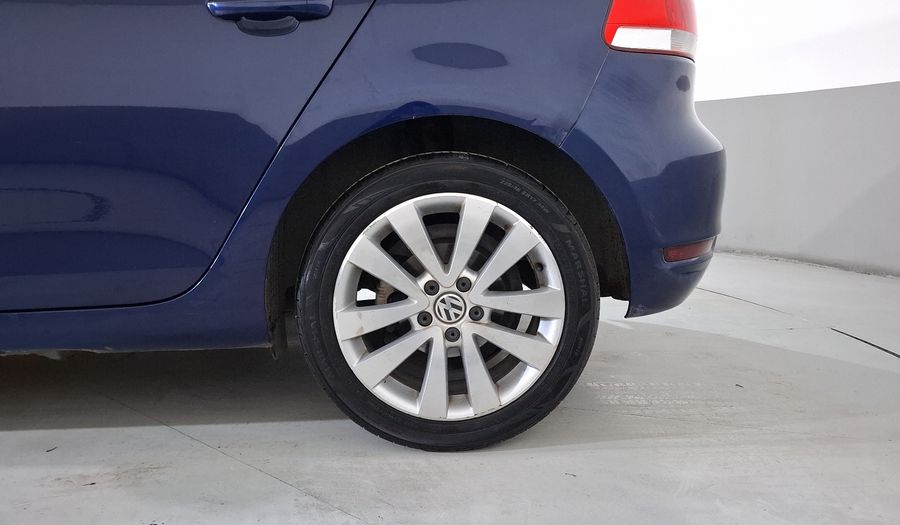 Volkswagen Golf 1.4 TURBO MT Hatchback 2013