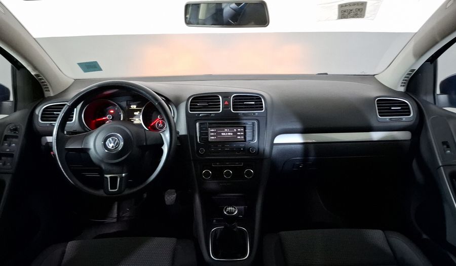 Volkswagen Golf 1.4 TURBO MT Hatchback 2013