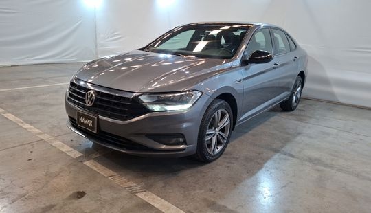 Volkswagen • Jetta