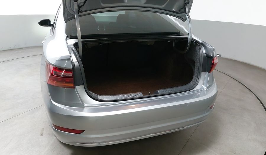 Volkswagen Jetta 1.4 COMFORTLINE AUTO Sedan 2019