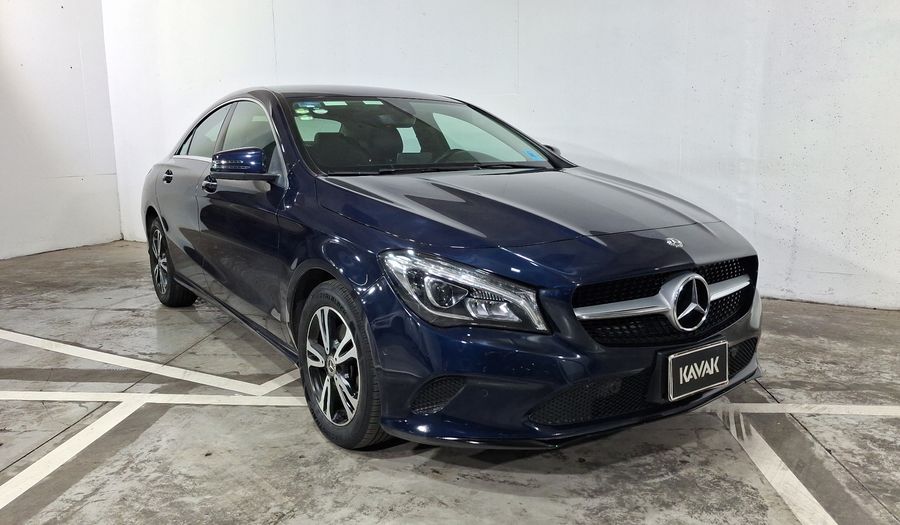 Mercedes Benz Clase Cla 1.6 CLA 200 DCT Coupe 2019