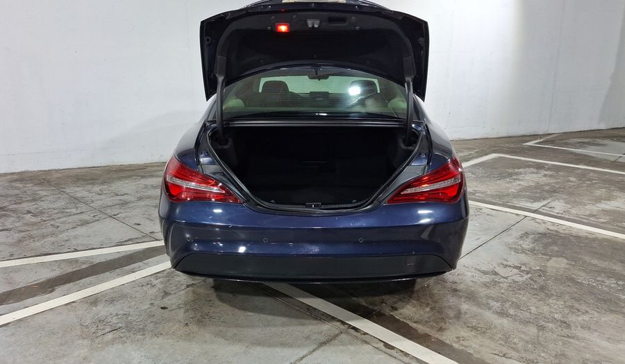 Mercedes Benz Clase Cla 1.6 CLA 200 DCT Coupe 2019