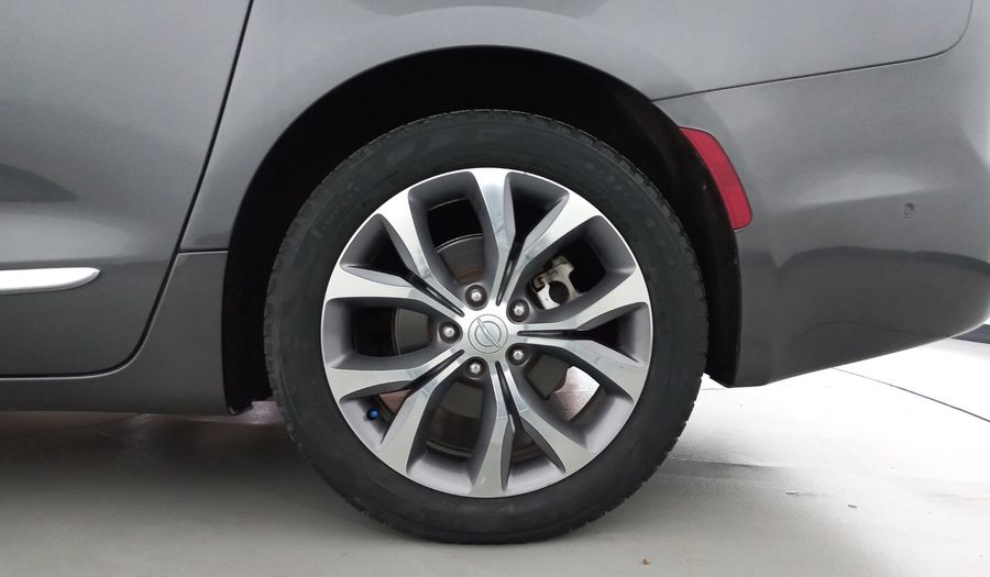 Chrysler Pacifica 3.6 LIMITED PLATINUM AUTO Minivan 2019