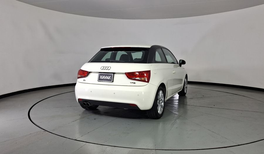 Audi A1 1.4 TFSI ENVY CON PIEL S TRONIC Hatchback 2013