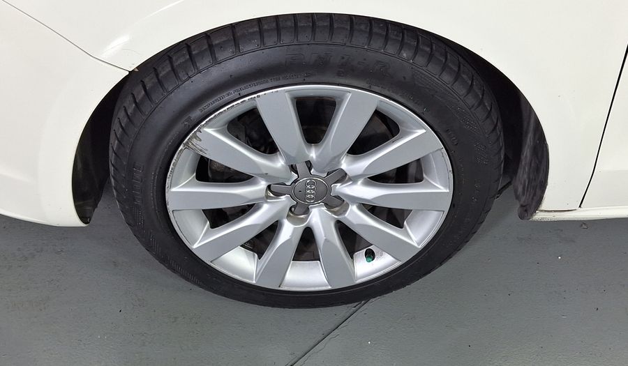 Audi A1 1.4 TFSI ENVY CON PIEL S TRONIC Hatchback 2013