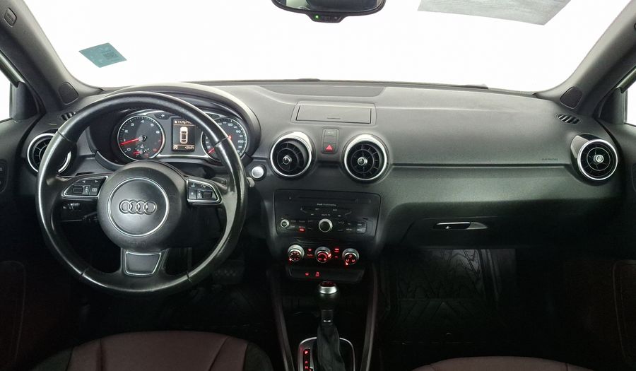 Audi A1 1.4 TFSI ENVY CON PIEL S TRONIC Hatchback 2013