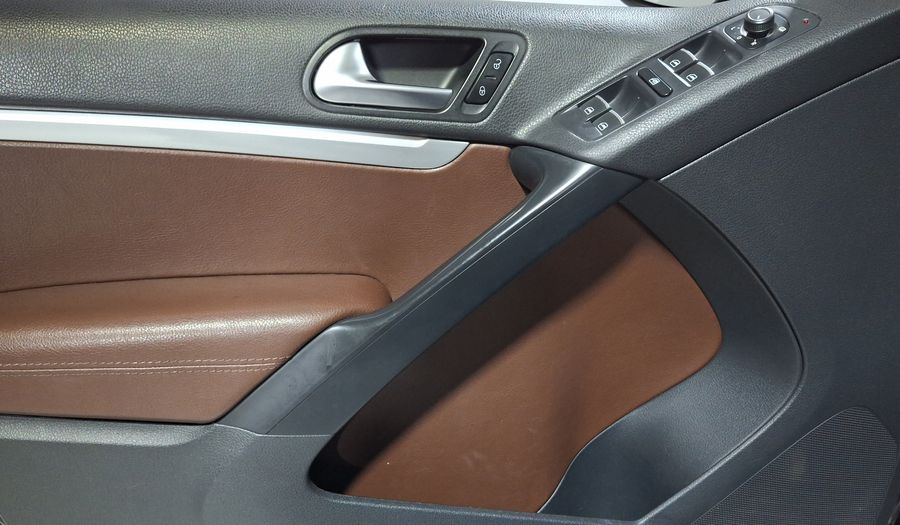 Volkswagen Tiguan 2.0 TRACK & FUN PIEL Suv 2016