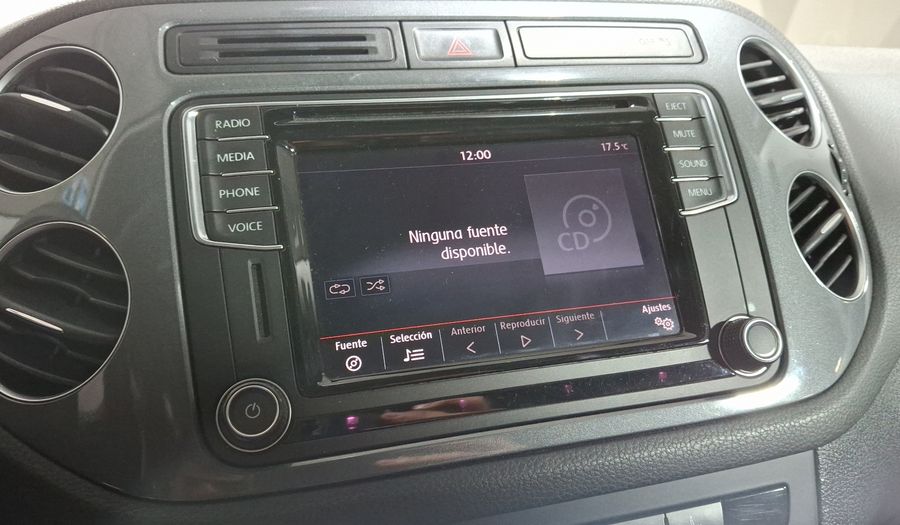 Volkswagen Tiguan 2.0 TRACK & FUN PIEL Suv 2016