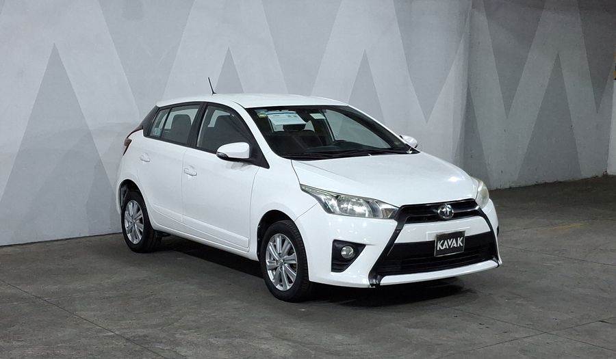 Toyota Yaris 1.5 S CVT 5PTAS Hatchback 2017