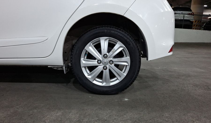 Toyota Yaris 1.5 S CVT 5PTAS Hatchback 2017