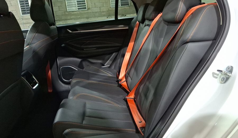 Omoda O5 1.6 GT LIFE DCT Sedan 2024