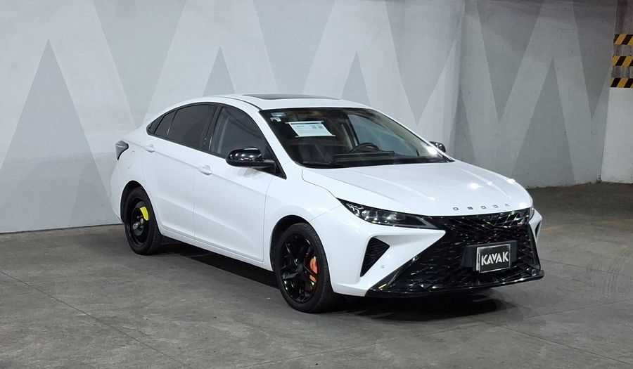 Omoda O5 1.6 GT LIFE DCT Sedan 2024