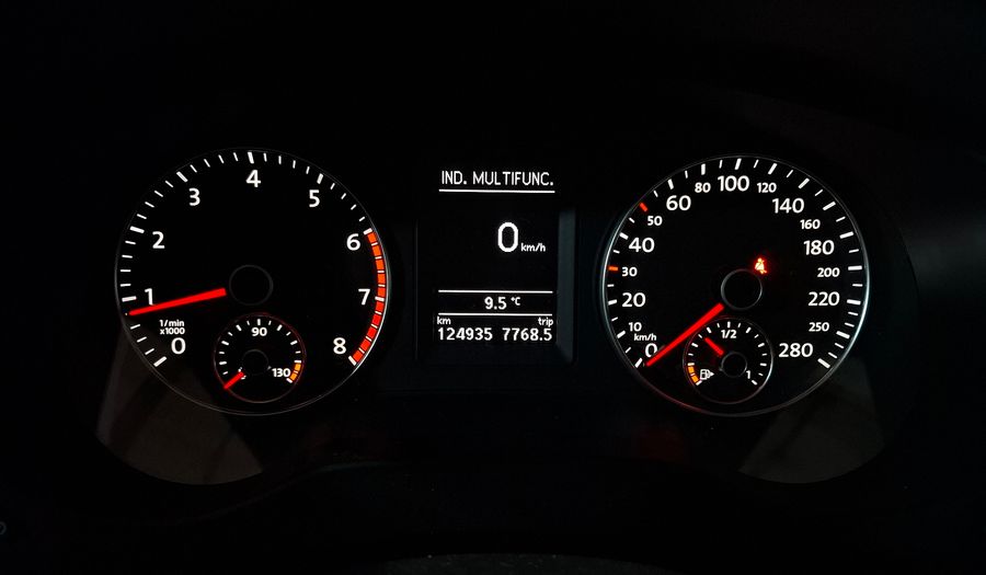 Volkswagen Vento 2.5 LUXURY TIPTRONIC Sedan 2013