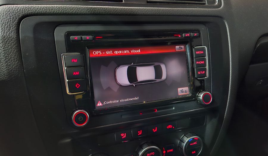 Volkswagen Vento 2.5 LUXURY TIPTRONIC Sedan 2013
