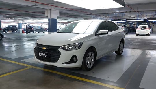 Chevrolet • Onix Plus