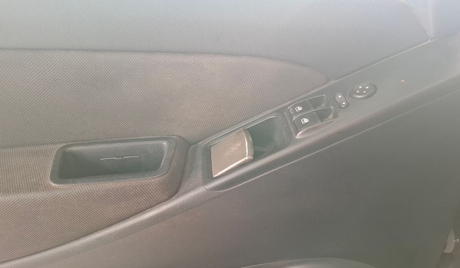Fiat Idea 1.6 ADVENTURE 16V Minivan 2011