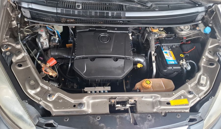 Fiat Idea 1.6 ADVENTURE 16V Minivan 2011