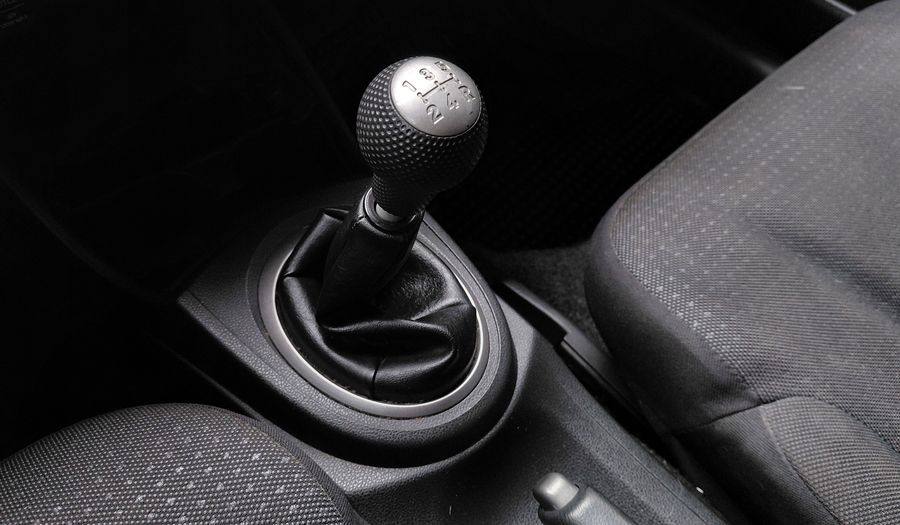 Honda Fit 1.3 LX-L MT Hatchback 2012